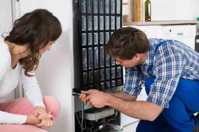 Featured image for AC Refrigerant Leaks: Signs and Repair Options