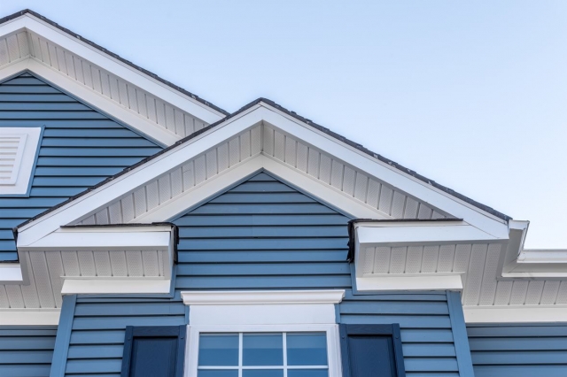 Featured image for Siding Fading? Restore Color