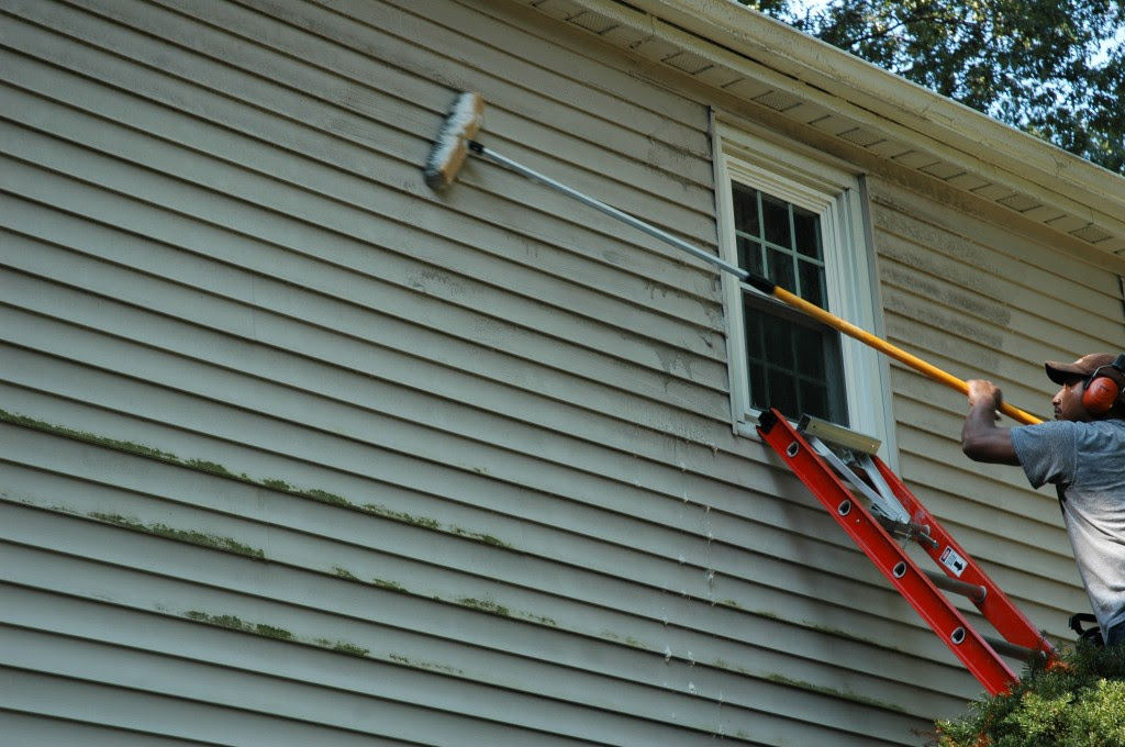 Content image for Siding Fading? Restore Color